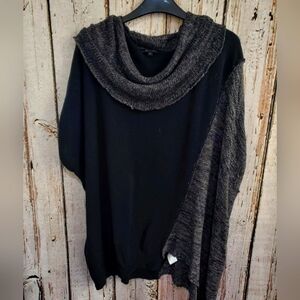 Panitti Womens Small Sleeveless Oversized Cowl-Neck‎ Poncho Sweater Black/Grey